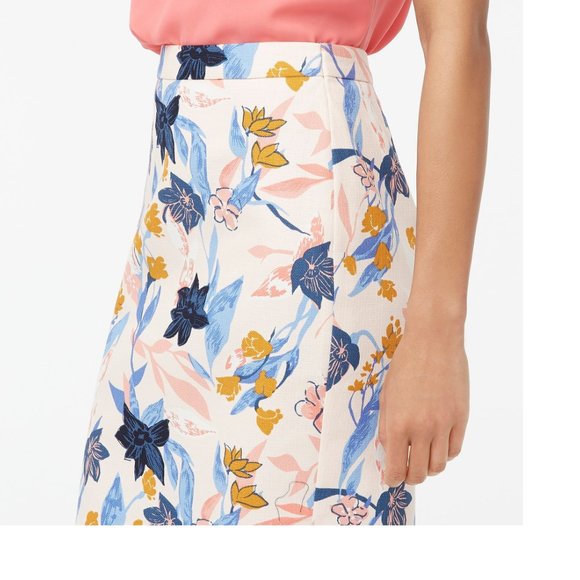 J. Crew Dresses & Skirts - J Crew Printed Floral Basketweave Pencil Skirt